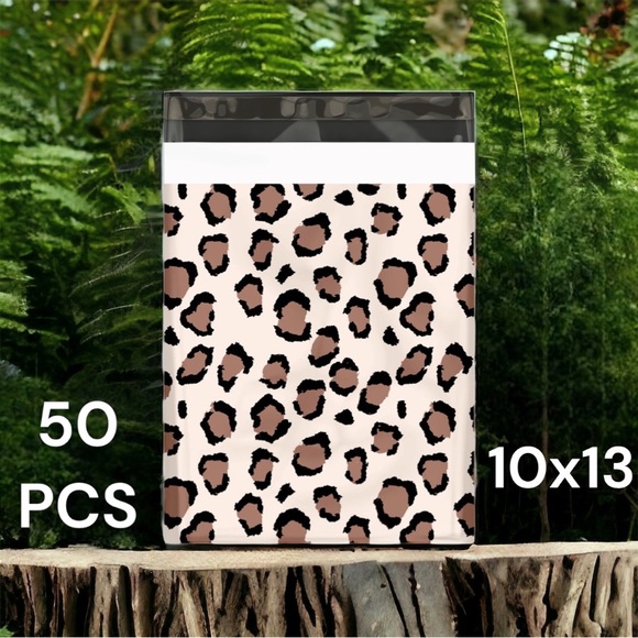50 10X13 Poly Mailers Leopard Spots Print Shipping Envelopes Bags PRICE IS FIRM - Picture 2 of 4